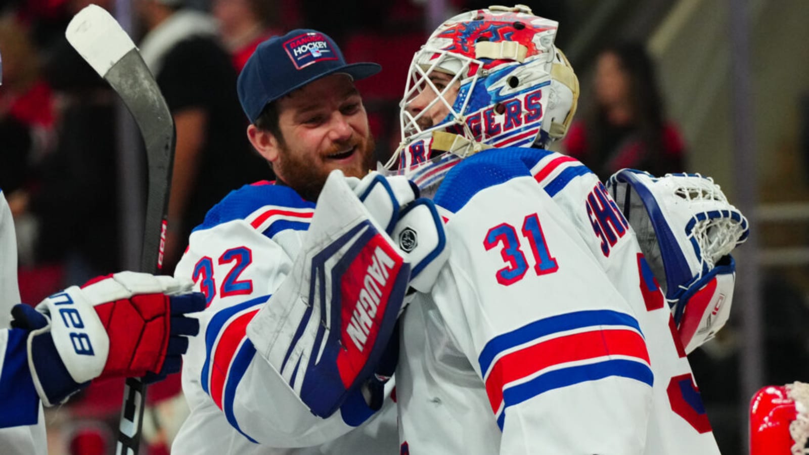 New York Rangers Extend Veteran Goalie