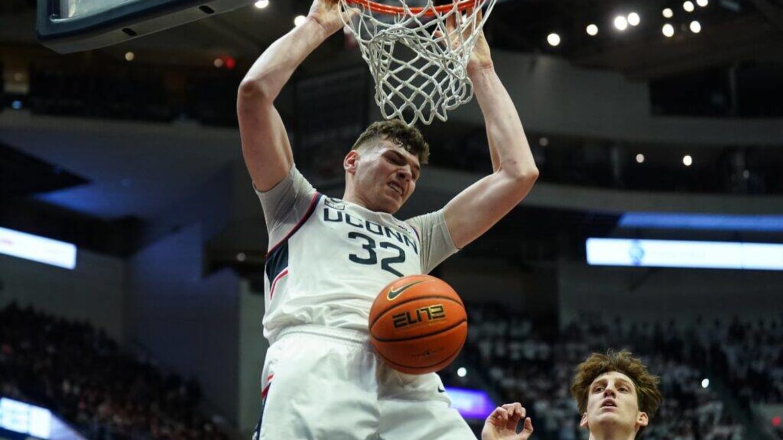 Donovan Clingan Focusing On Staying Out Of Foul Trouble