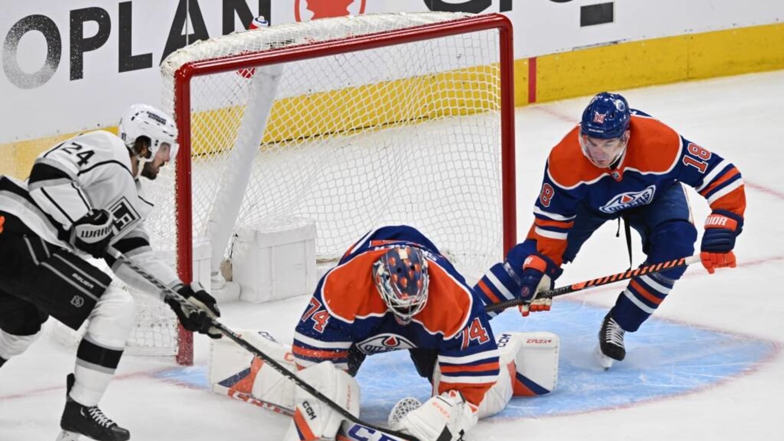 Watch LA Kings vs. Edmonton Oilers in the playoffs first round (game 2