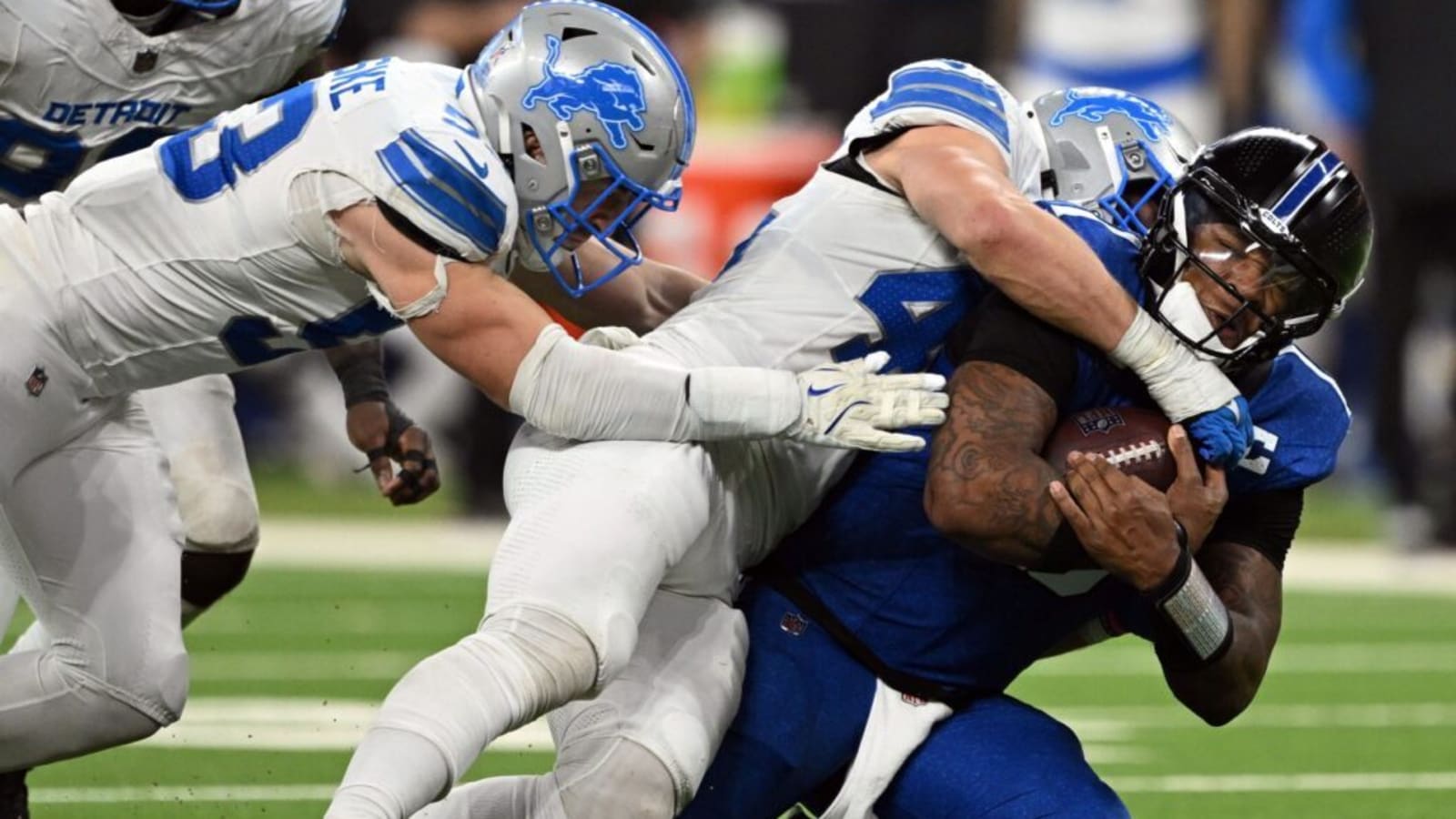 Chiefs, Ravens Could Target Cut 8-Sack Pass Rusher