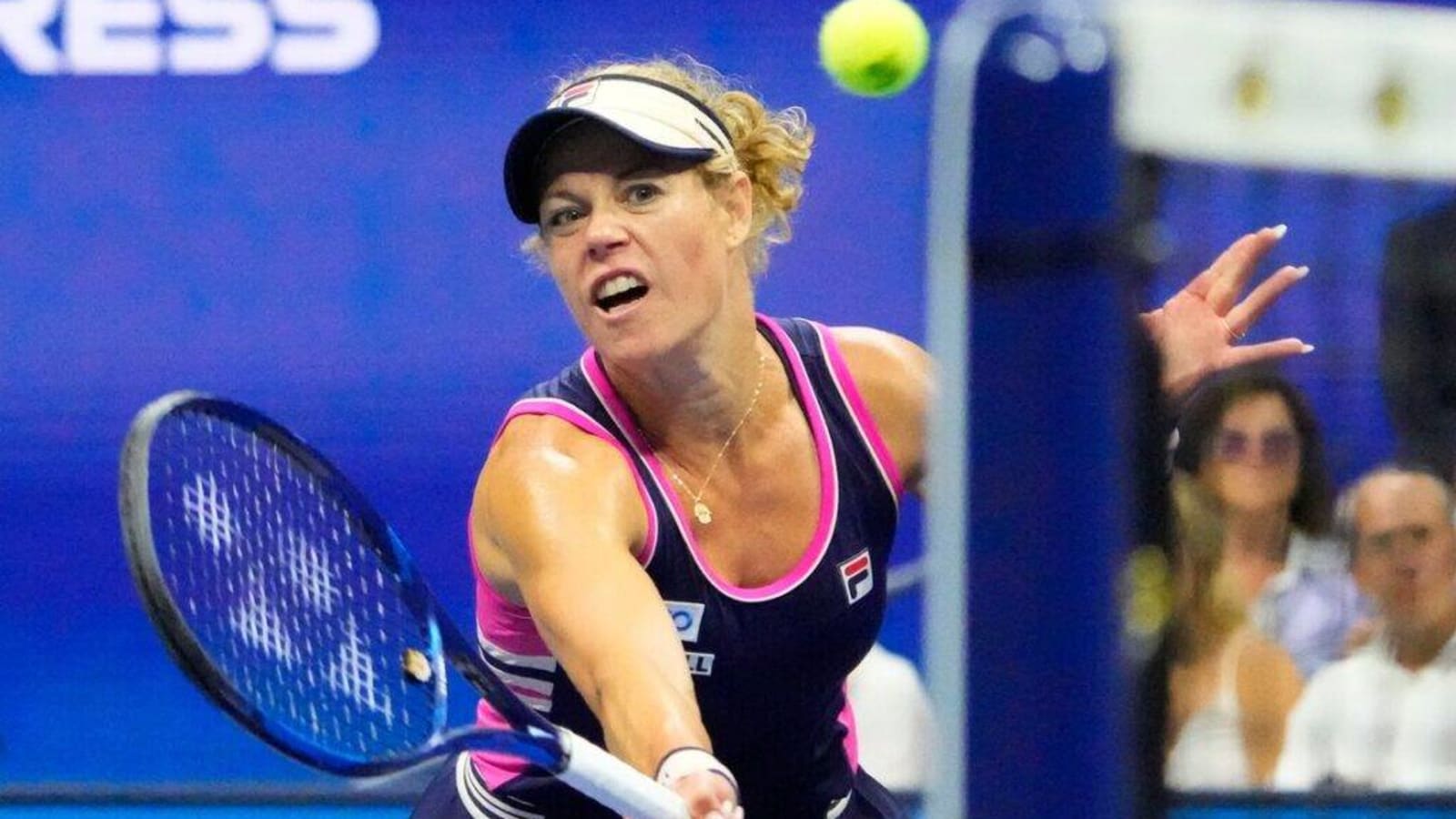 Laura Siegemund Stuns Qinwen Zheng at the Australian Open