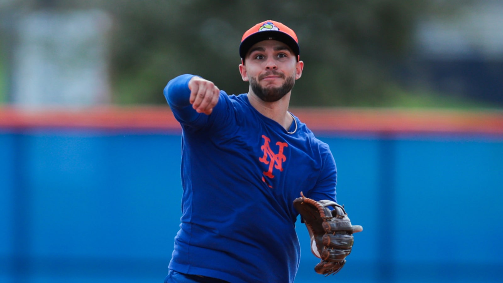 Mets free-agent signing likely to miss entire 2025 season