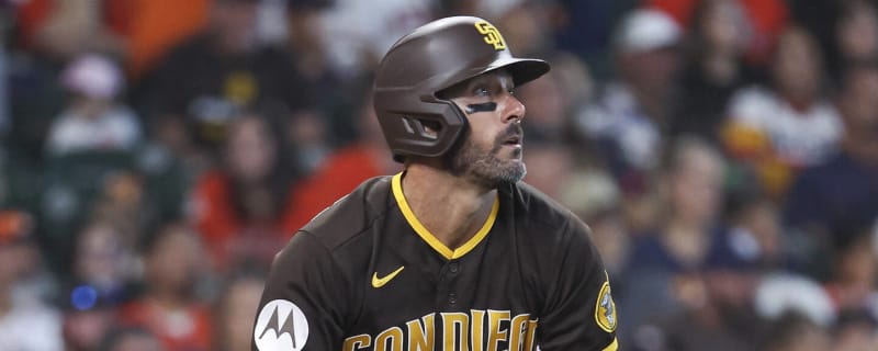 Braves trade for veteran slugger, upside reliever