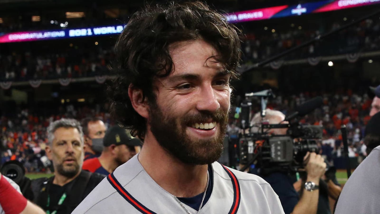 Dansby Swanson shouts out girlfriend Mallory Pugh after Braves win World Series