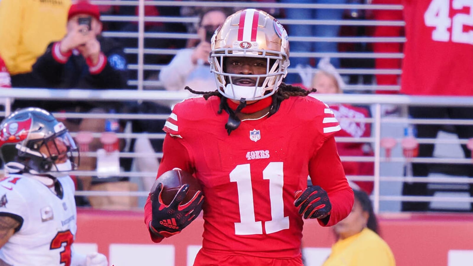 Insider addresses if Patriots will trade for star 49ers WR