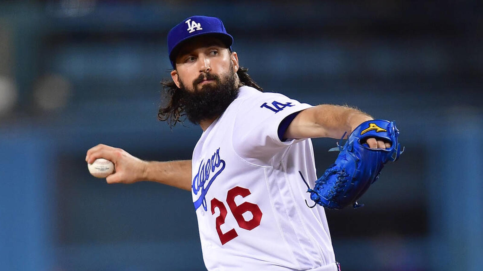 Dodgers avoid arbitration with All-Star ace