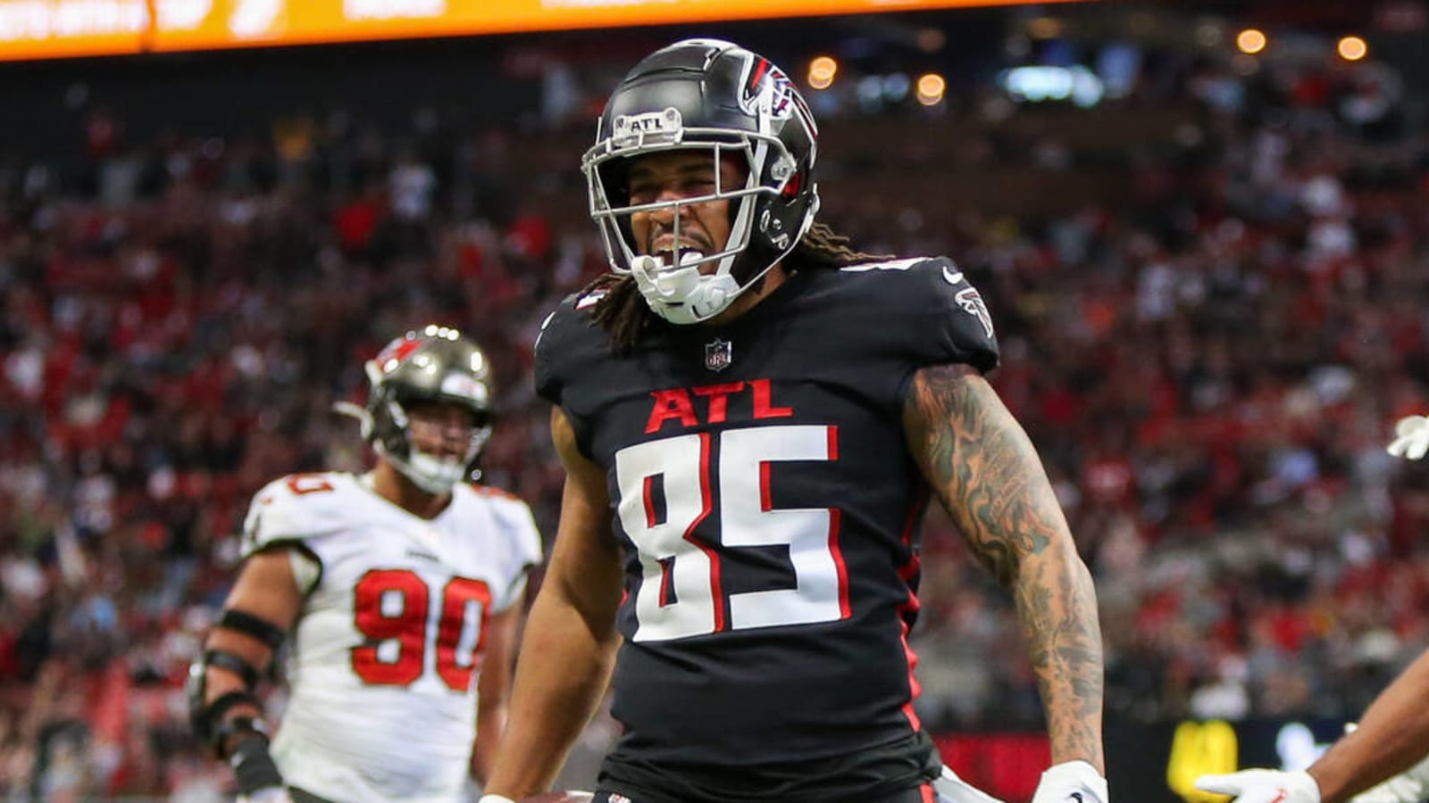 Falcons make a flurry of roster moves