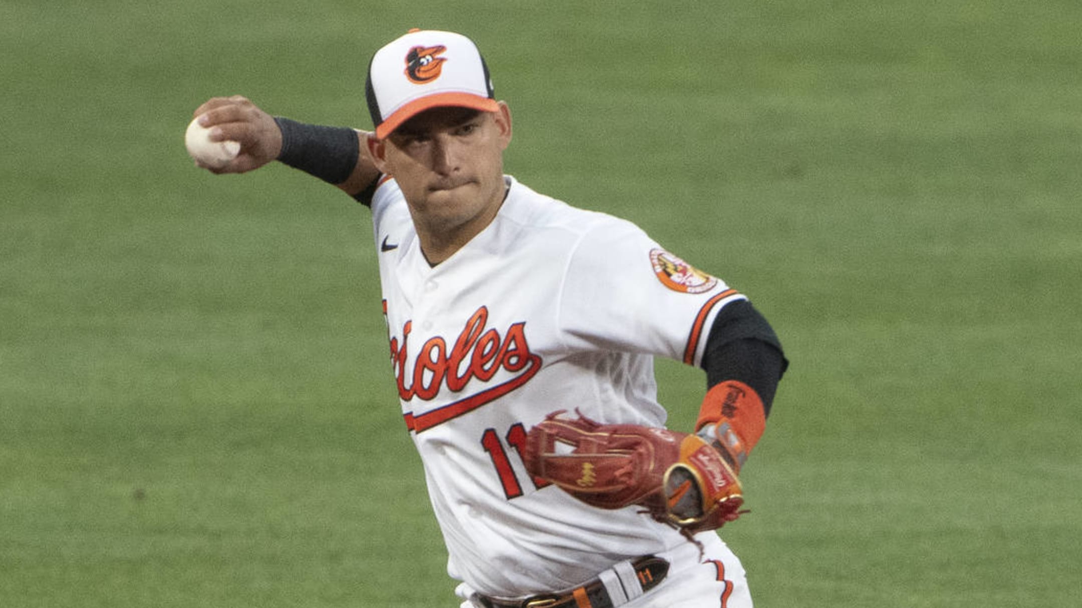 Orioles find their 2020 shortstop as they sign free agent Jose