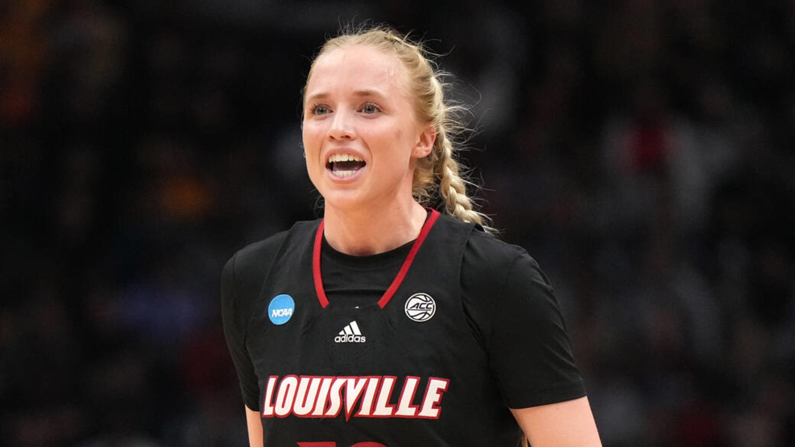 Former LSU star endorses Hailey Van Lith pursuit
