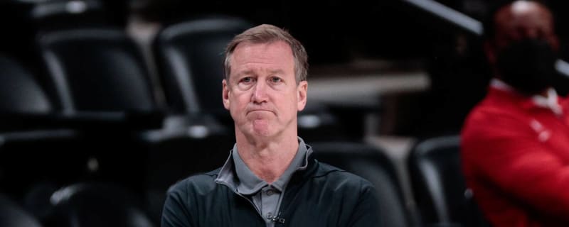 Former NBA head coach Terry Stotts leaves role as Bucks assistant