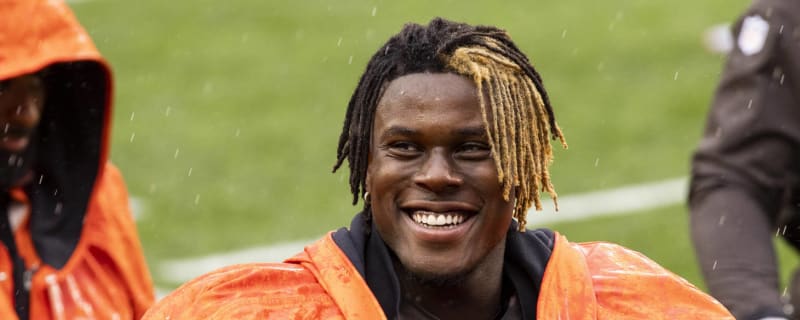 David Njoku's agent says TE 'would love' to sign long-term contract with Browns