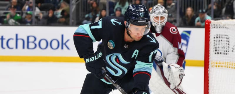Kraken recall veteran forward, issue injury update on Jaden Schwartz