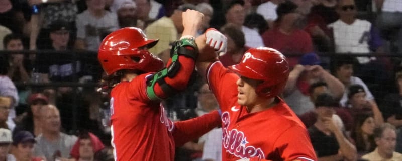 Bryce Harper's HR, dominant pitching propel Phillies by Braves