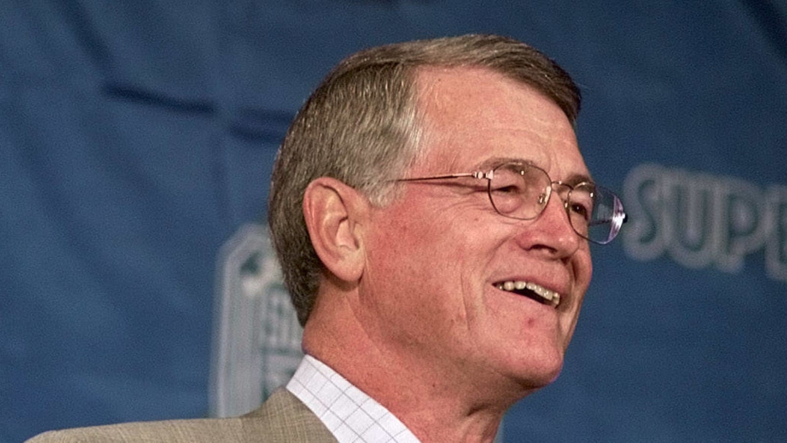 Ex-Broncos, Giants, Falcons head coach Dan Reeves dies at 77