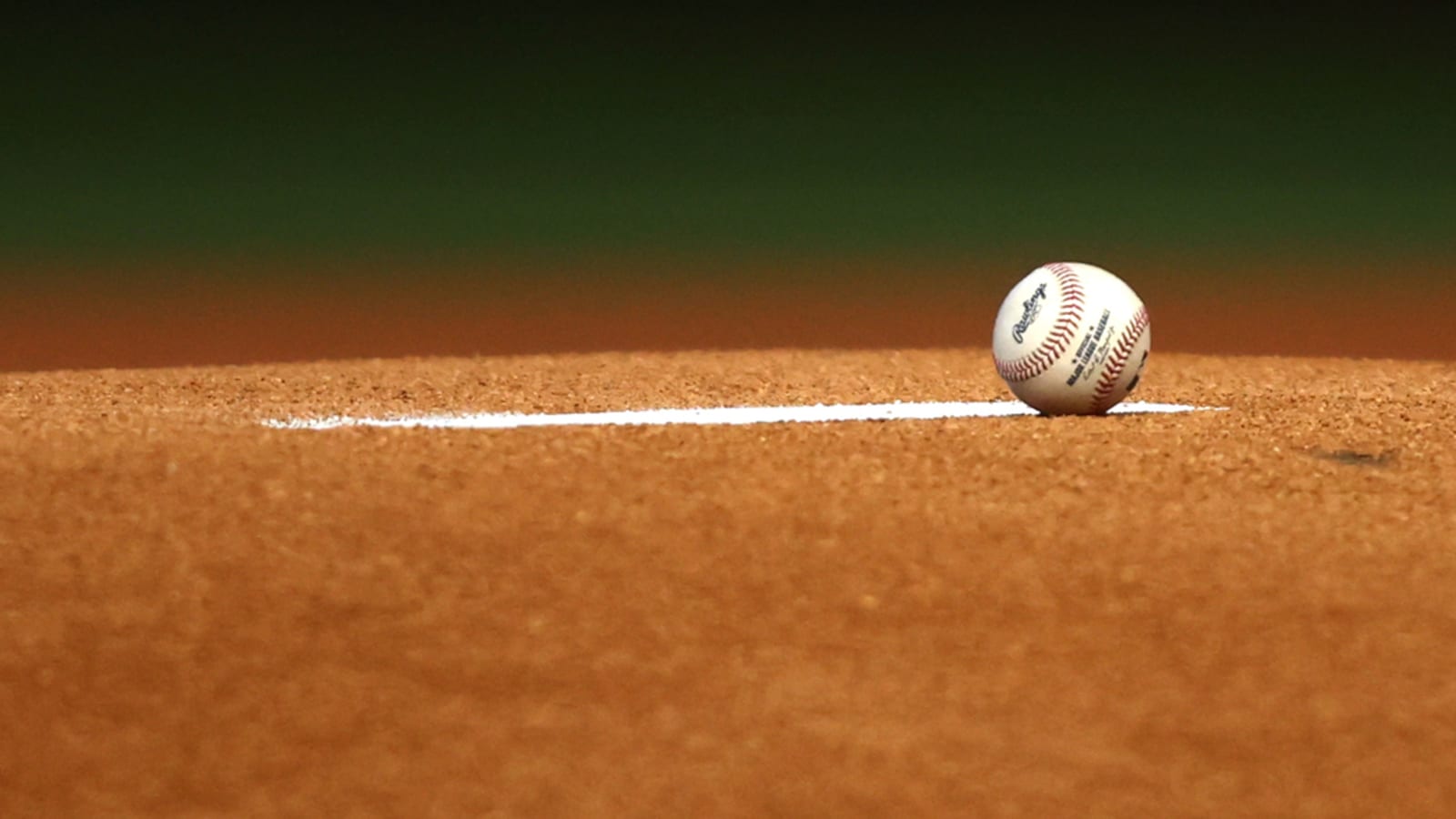 Watch: Top high school pitcher throws 102 mph during game