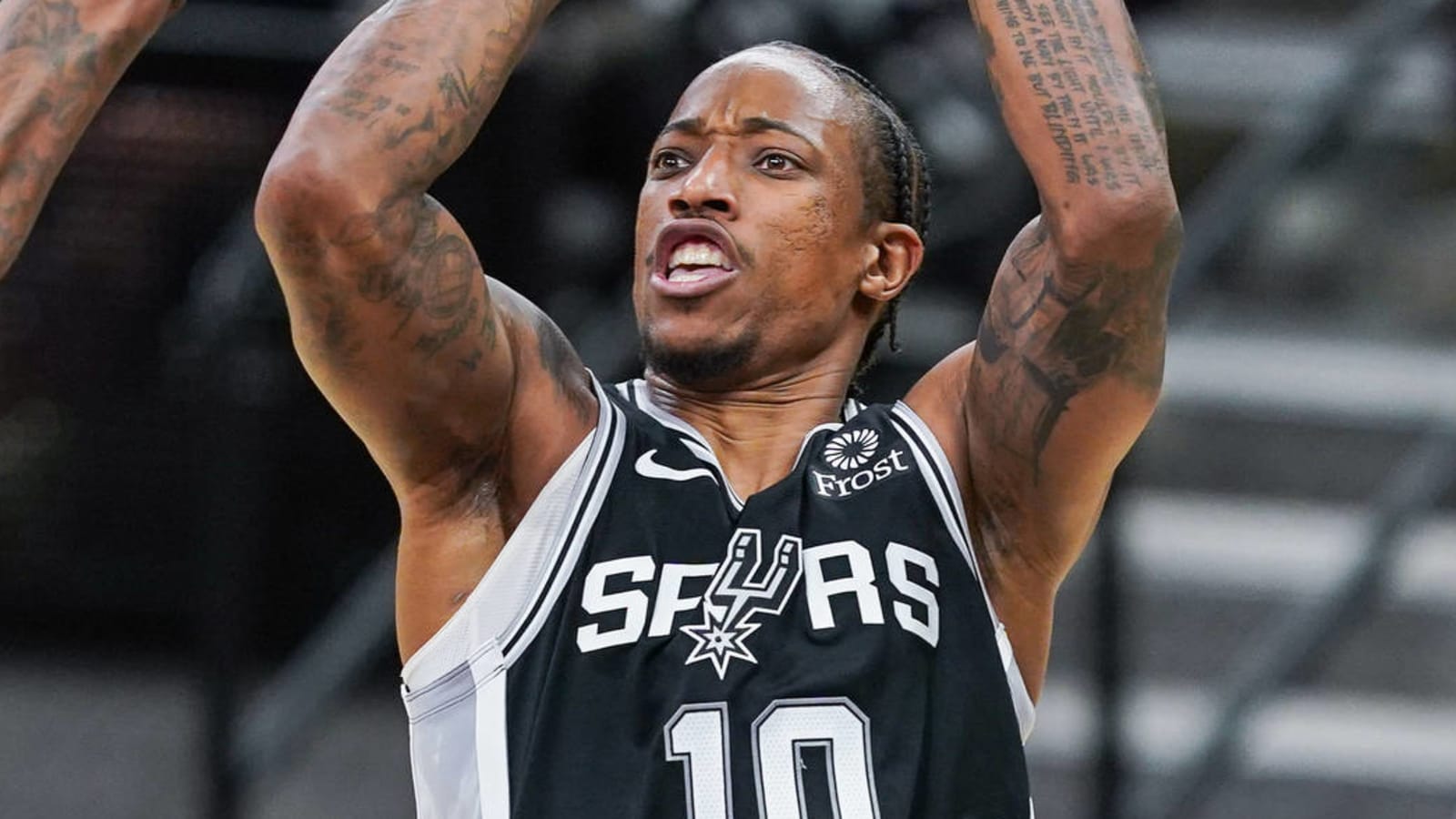 Bulls, Spurs finalize DeMar DeRozan sign-and-trade