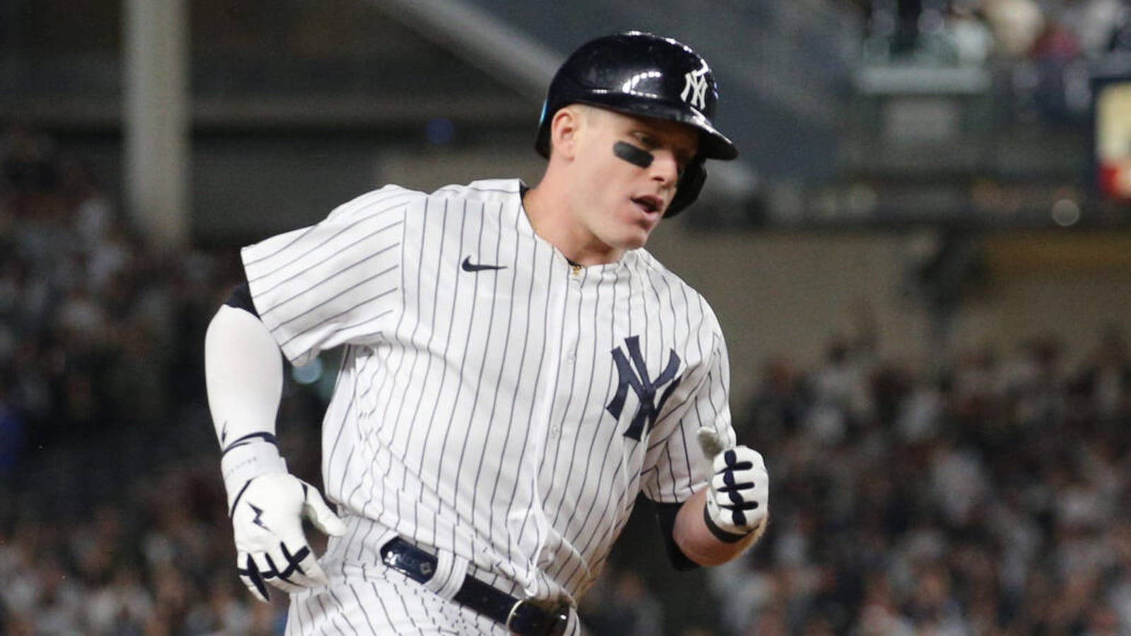 Yankees' Harrison Bader removed from game after plunking