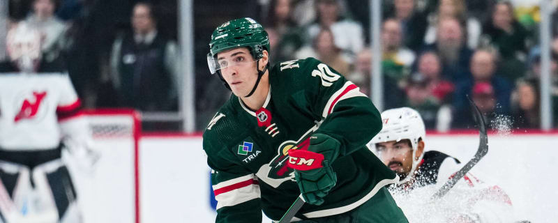 Wild hire assistant coach, recall center