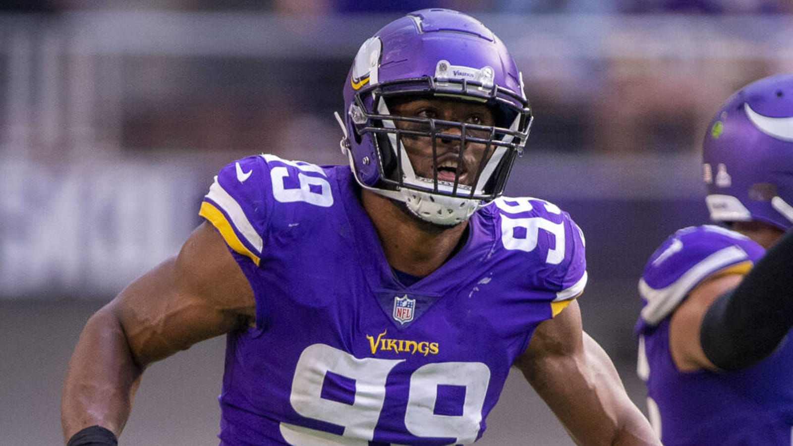 Vikings expected to keep two-time Pro Bowl DE Danielle Hunter