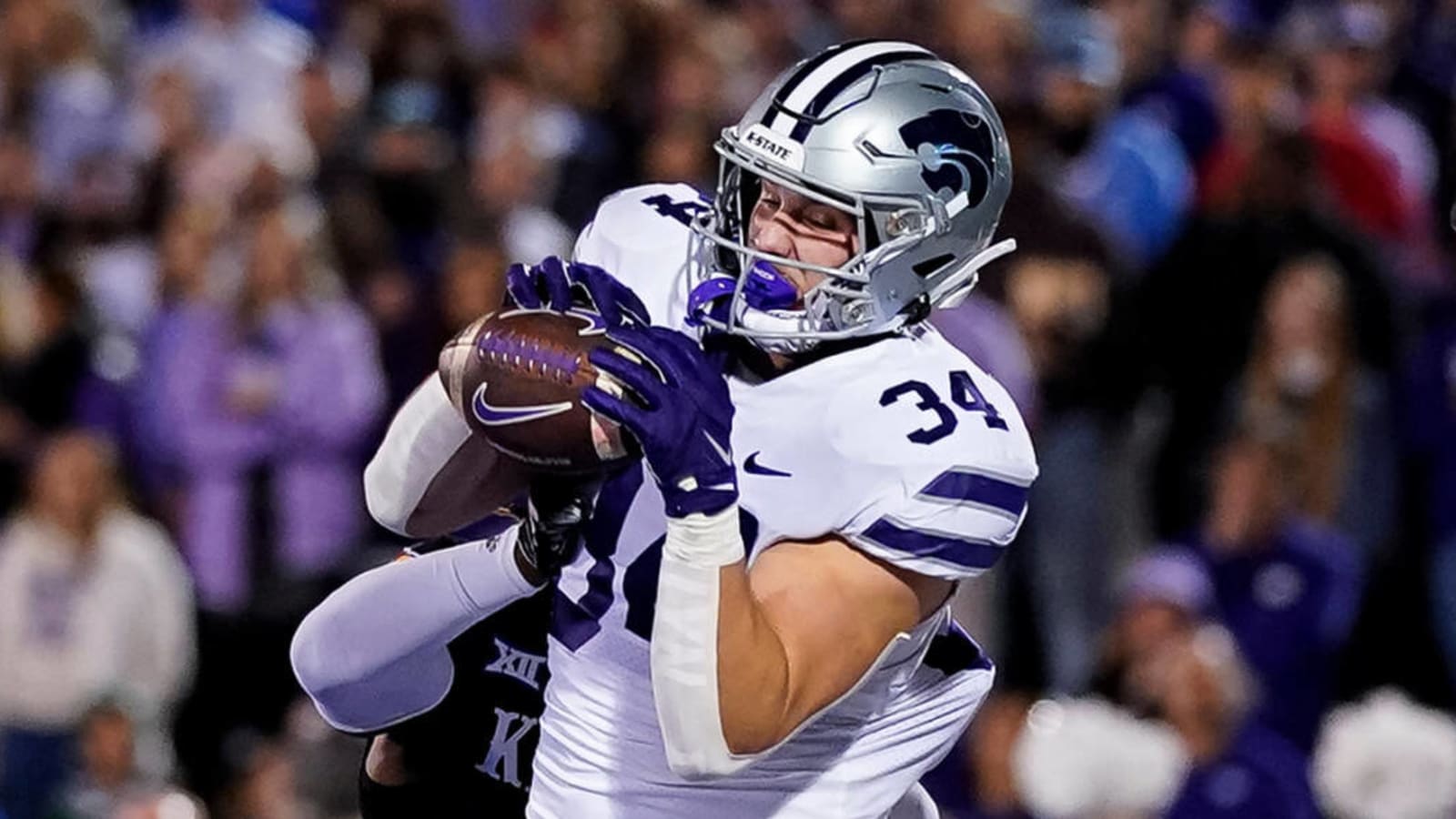 Chiefs host athletic K-State TE Ben Sinnott on visit ahead of 2024 NFL draft