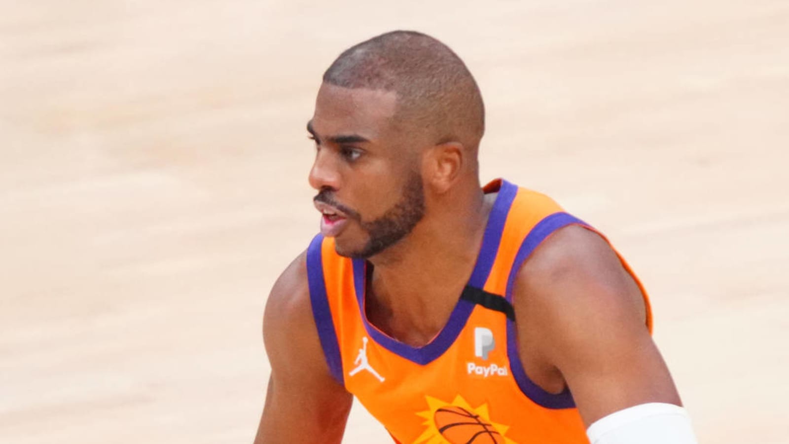 Chris Paul expected to remain with Suns on three-year, $90M deal?