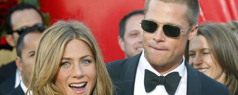 20 celebrity couples with whom millennials are oddly obsessed