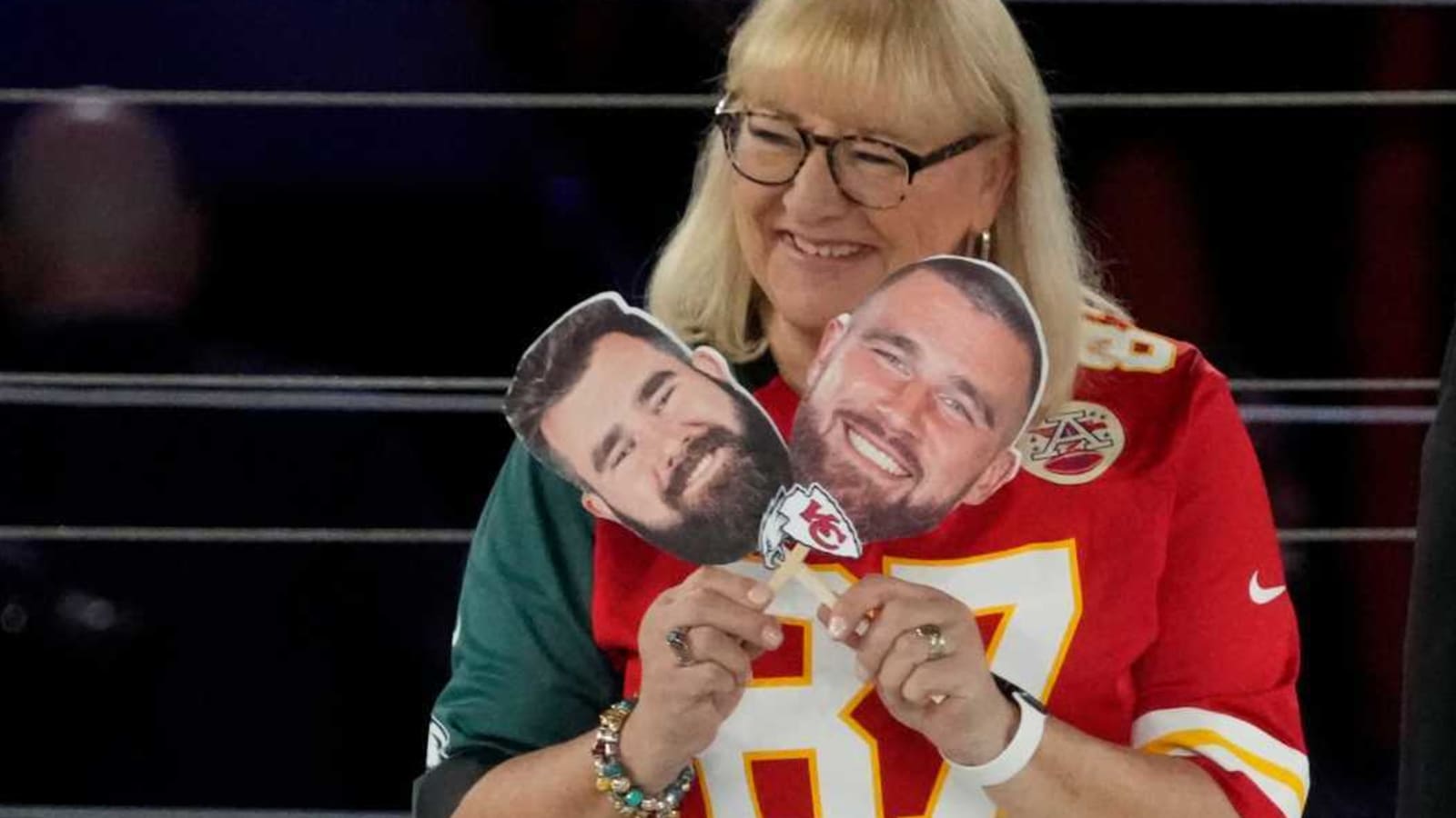 Donna Kelce sends loud message to all the haters after Travis Kelce&#39;s slow start to the 2024 season