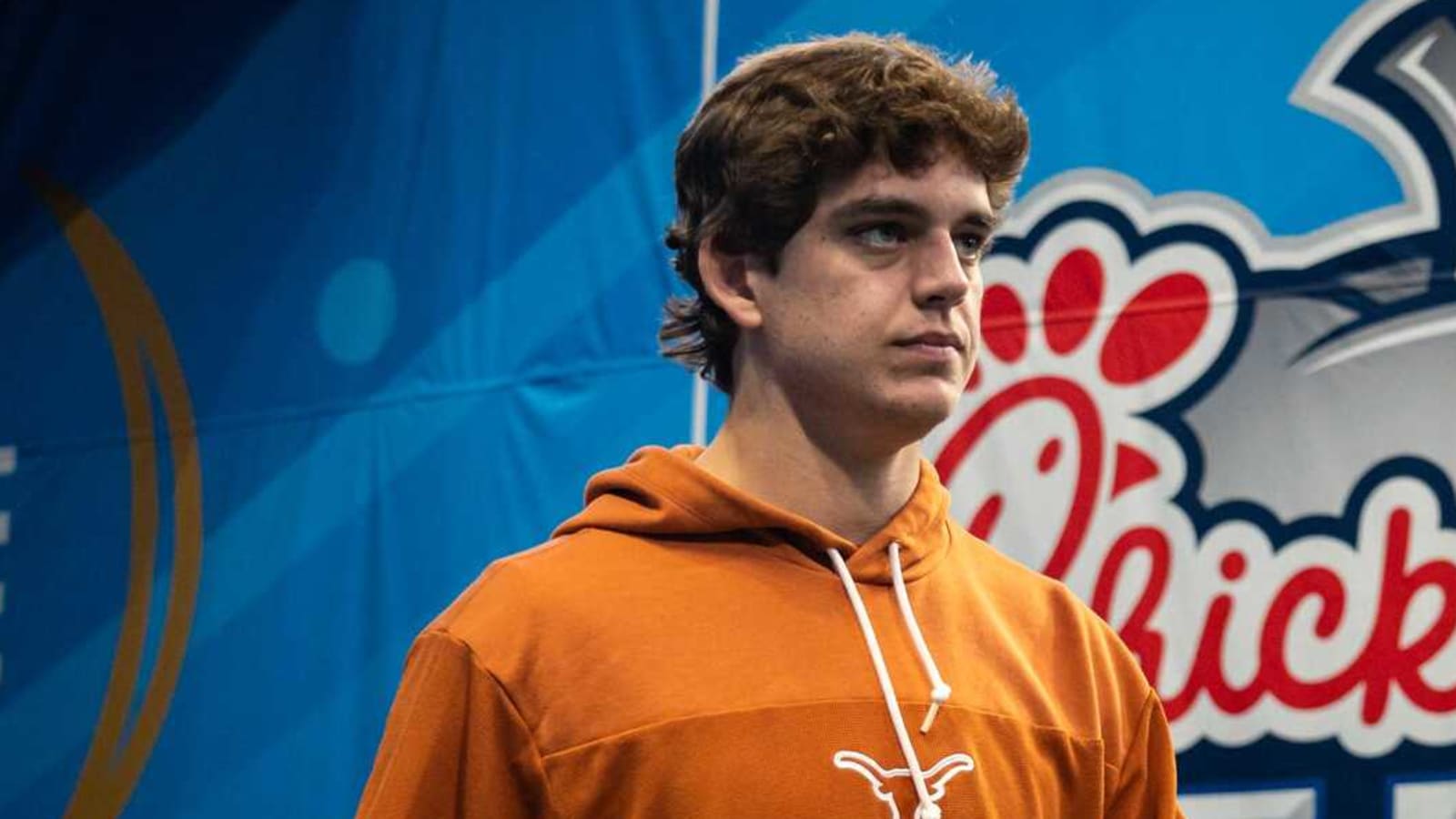 How departures of star pass-catchers may impact Texas' Manning