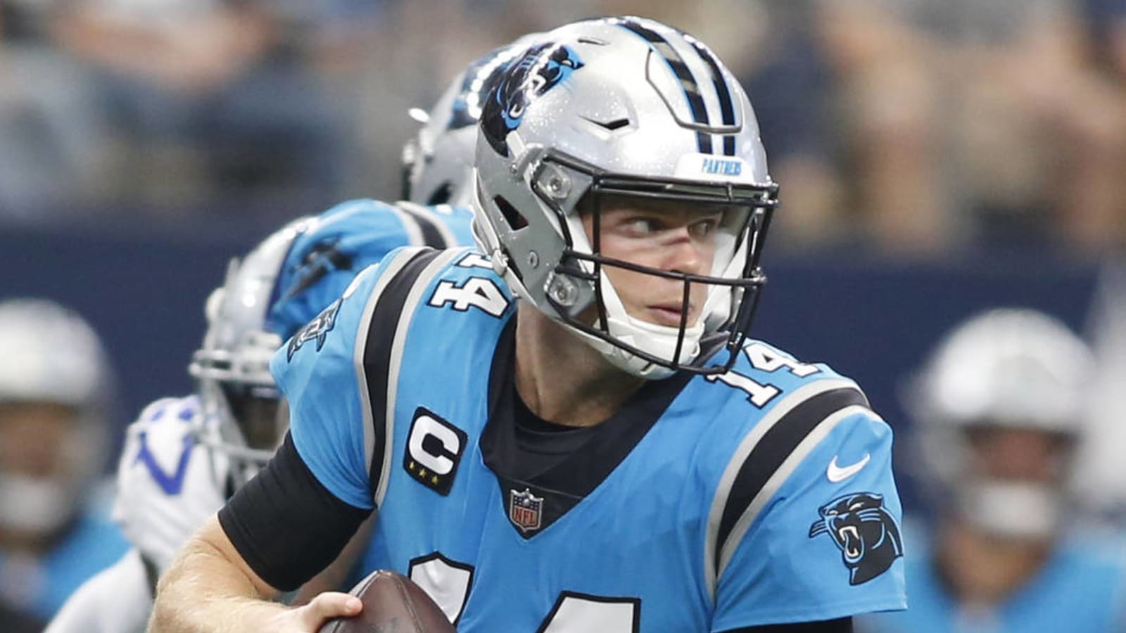 Panthers QB Sam Darnold makes NFL history with his legs