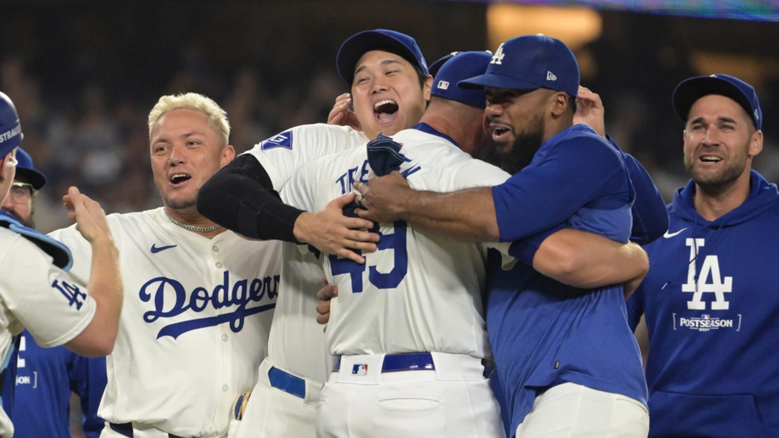 Two solo shots, gutsy pitching performance send Dodgers to NLCS 