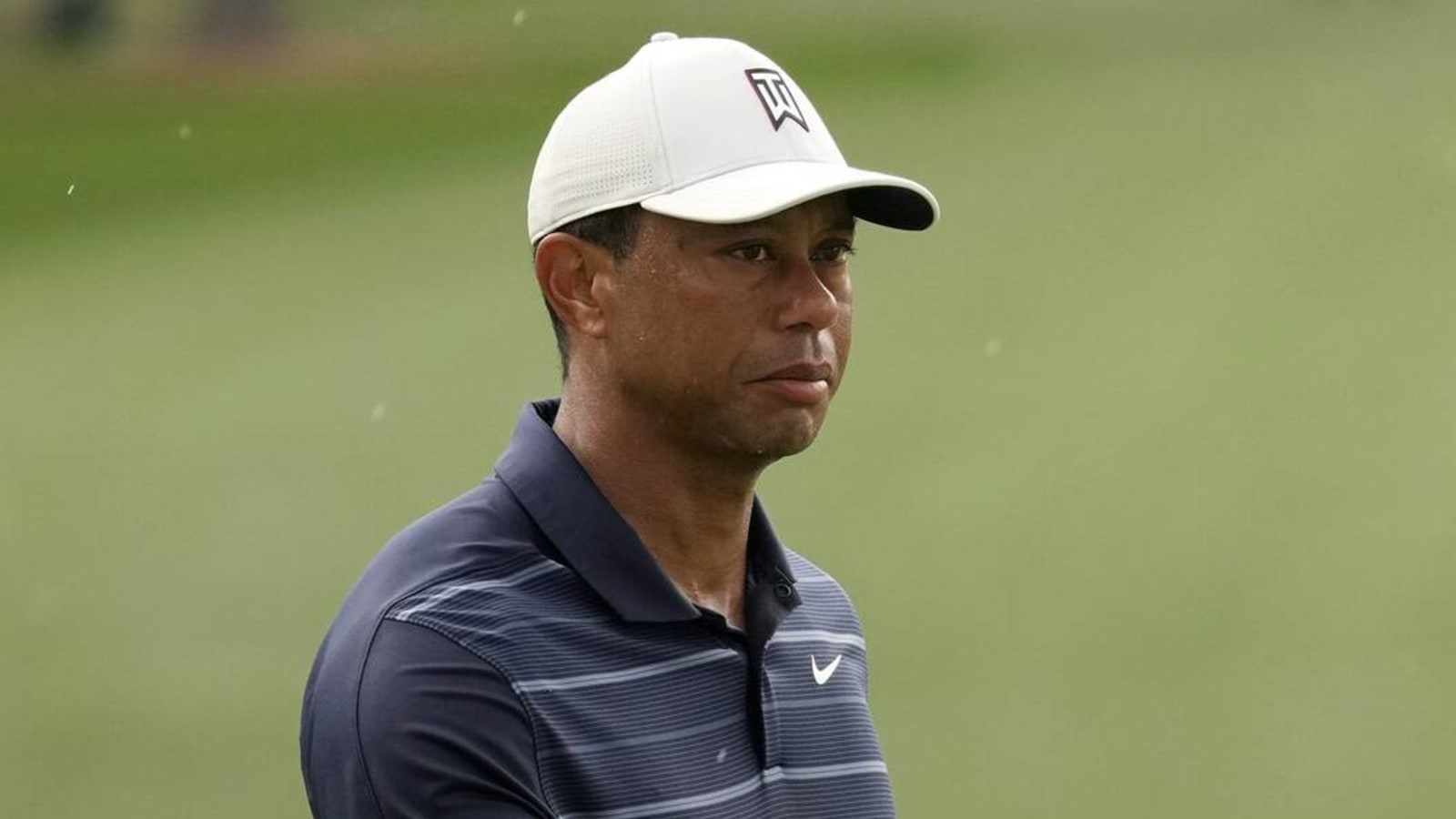 Tiger Woods withdraws from Masters due to injury