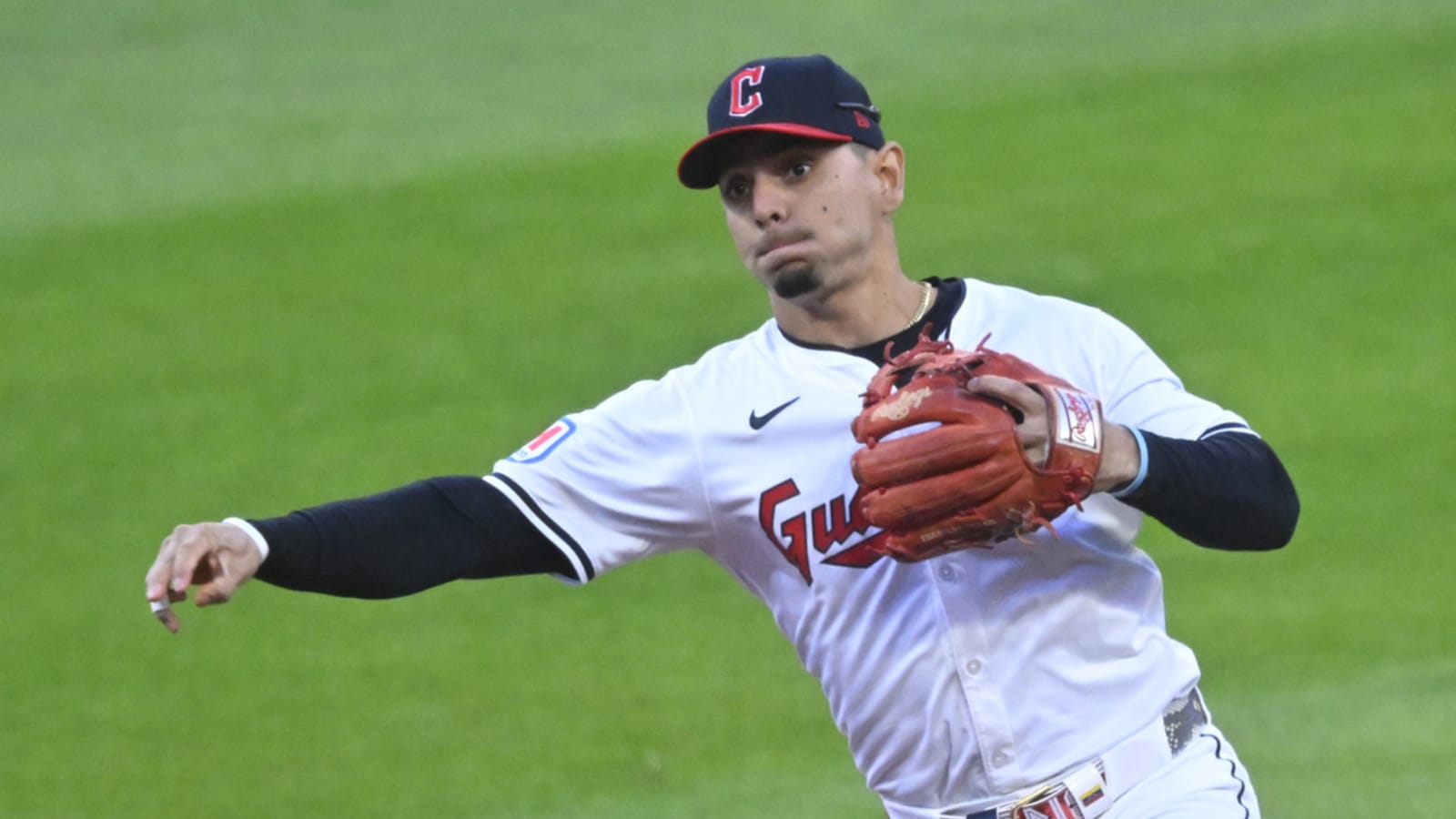 Blue Jays to acquire 2B Andres Gimenez from Guardians