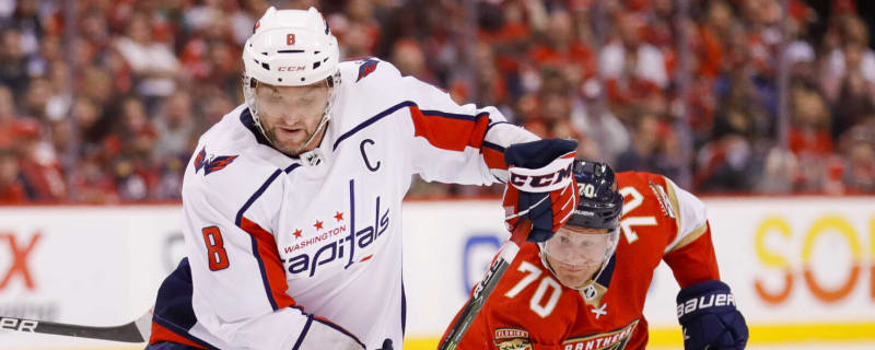 Capitals rally in third period to upset top-seeded Panthers in Game 1