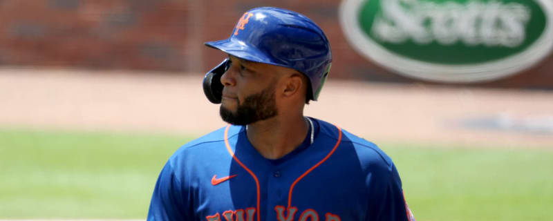 Mets cut Robinson Cano after awful start