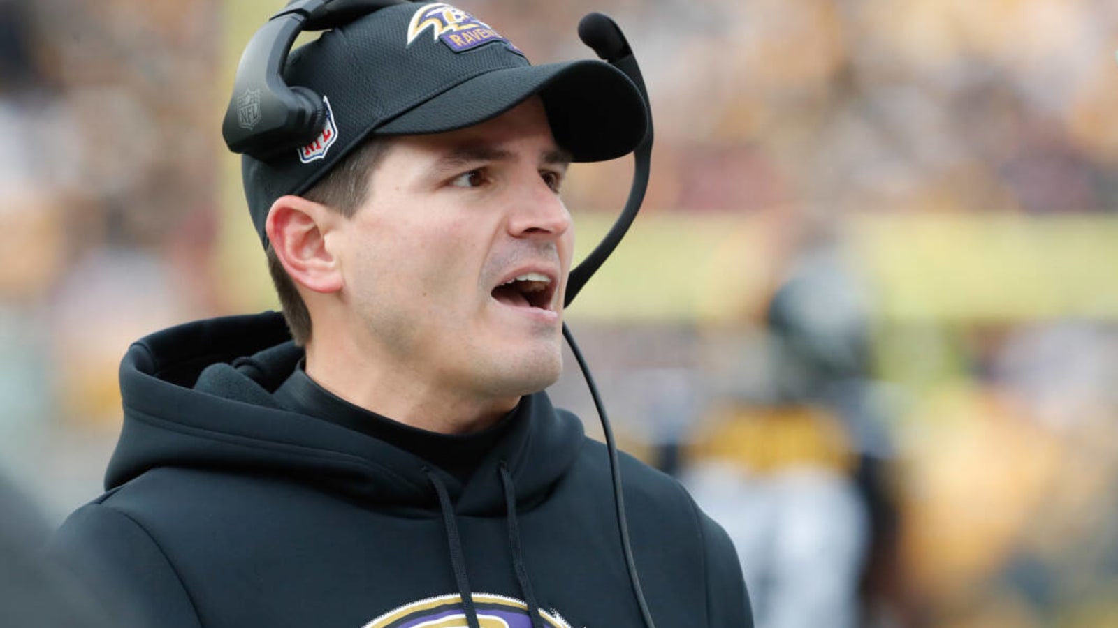 Seahawks&#39; Macdonald to Speak at UW Coaching Clinic