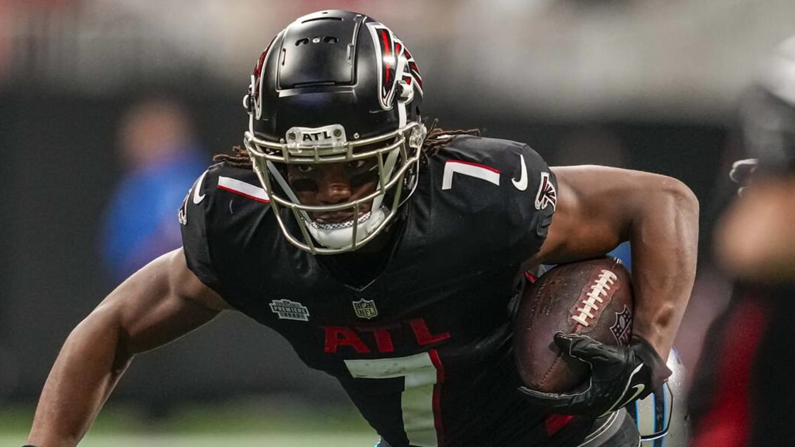 Watch Bijan Robinson Scores First NFL Touchdown In Epic Fashion watch-bijan-robinson-scores-first-nfl-touchdown-in-epic-fashion