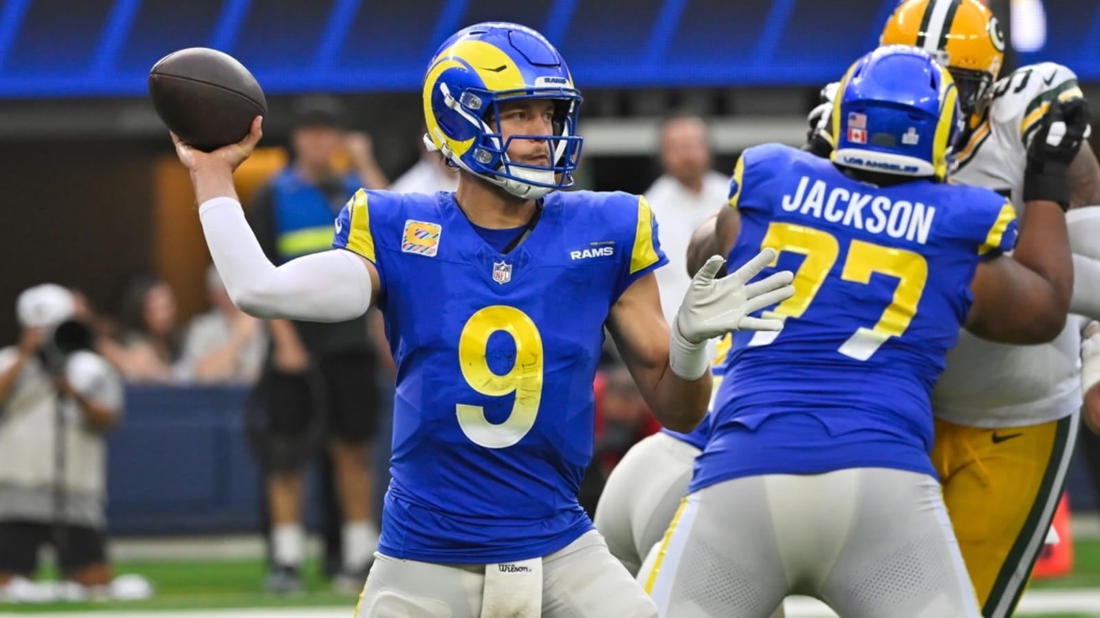 Struggling offenses try to get on track as Raiders face Rams