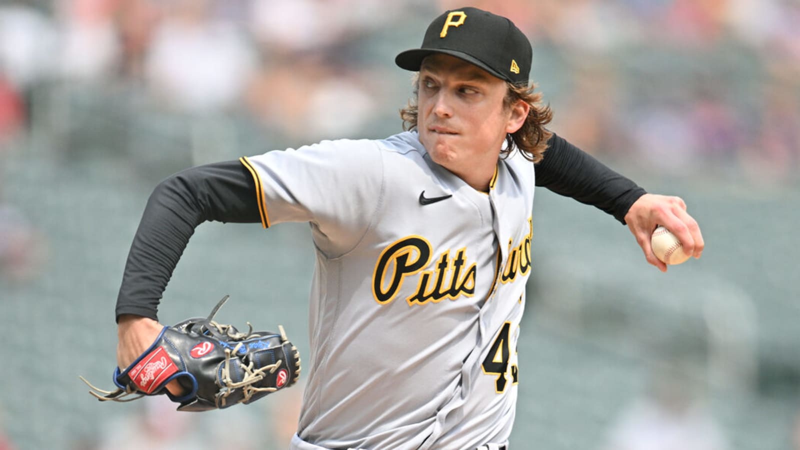 Pirates activate pair of pitchers