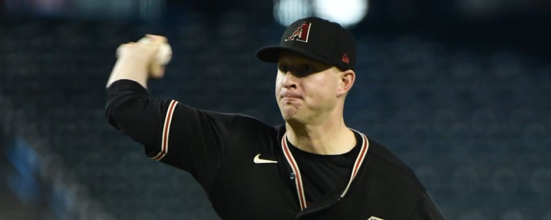 Blue Jays designate reliever for assignment following Jeff Hoffman signing