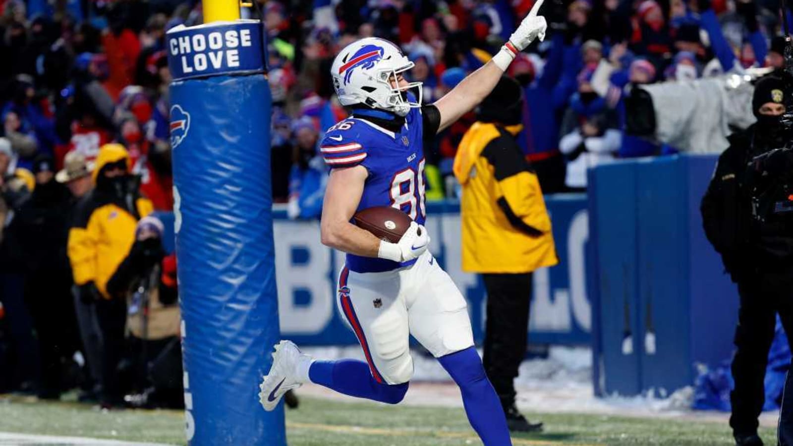 Buffalo Bills tight end Dalton Kincaid listed as top 15 tight end in the NFL