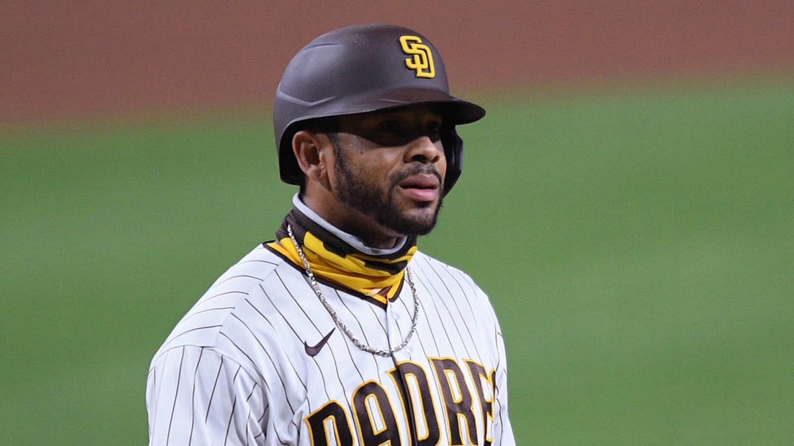 Padres' Tommy Pham diagnosed with broken hamate bone