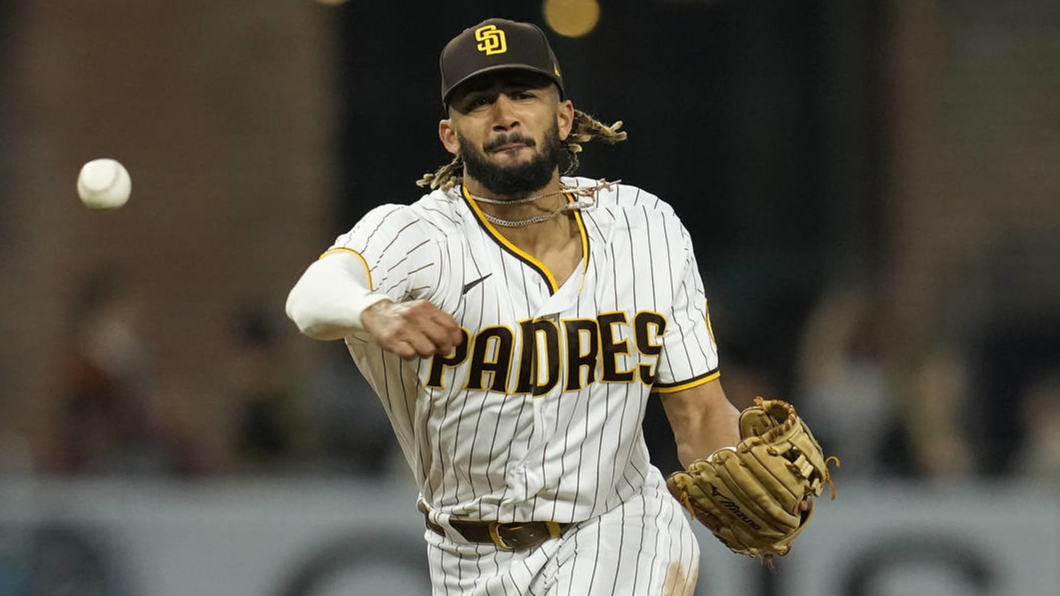 Padres star Fernando Tatis Jr. suffers minor injuries in motorcycle  accident in Dominican Republic, per report 