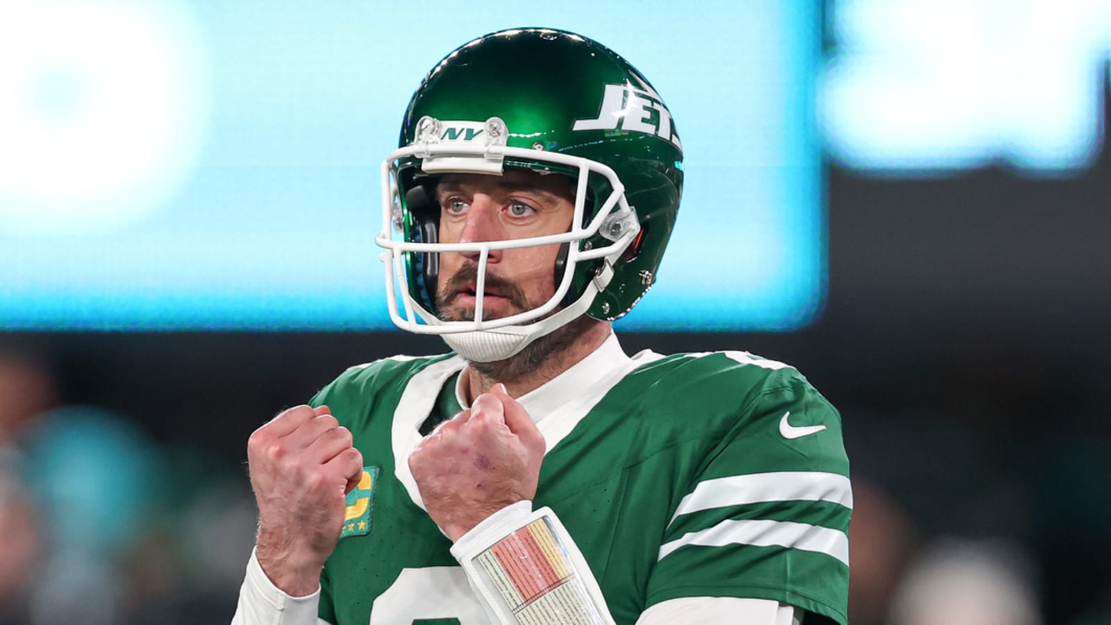 Insider explains why Steelers seemingly want Rodgers over Wilson