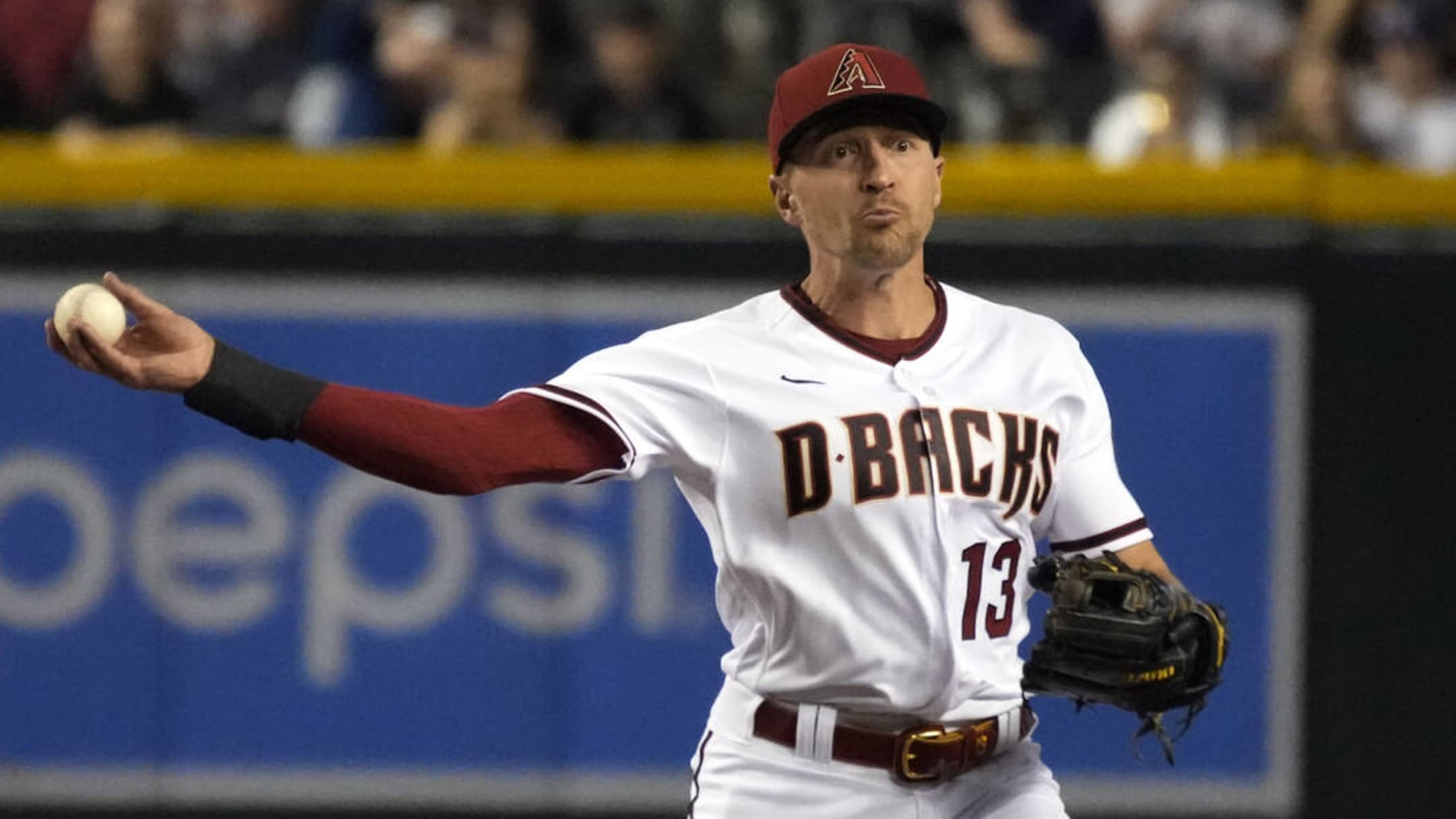 Diamondbacks' Nick Ahmed shut down indefinitely, to visit specialist |  Yardbarker
