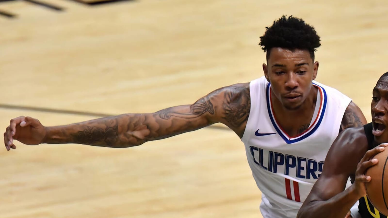 Clippers make big move with controversial player