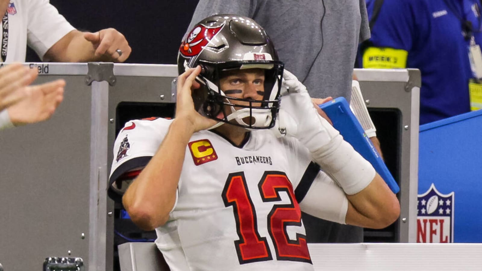 Tom Brady wore awesome shirt to Week 3 game