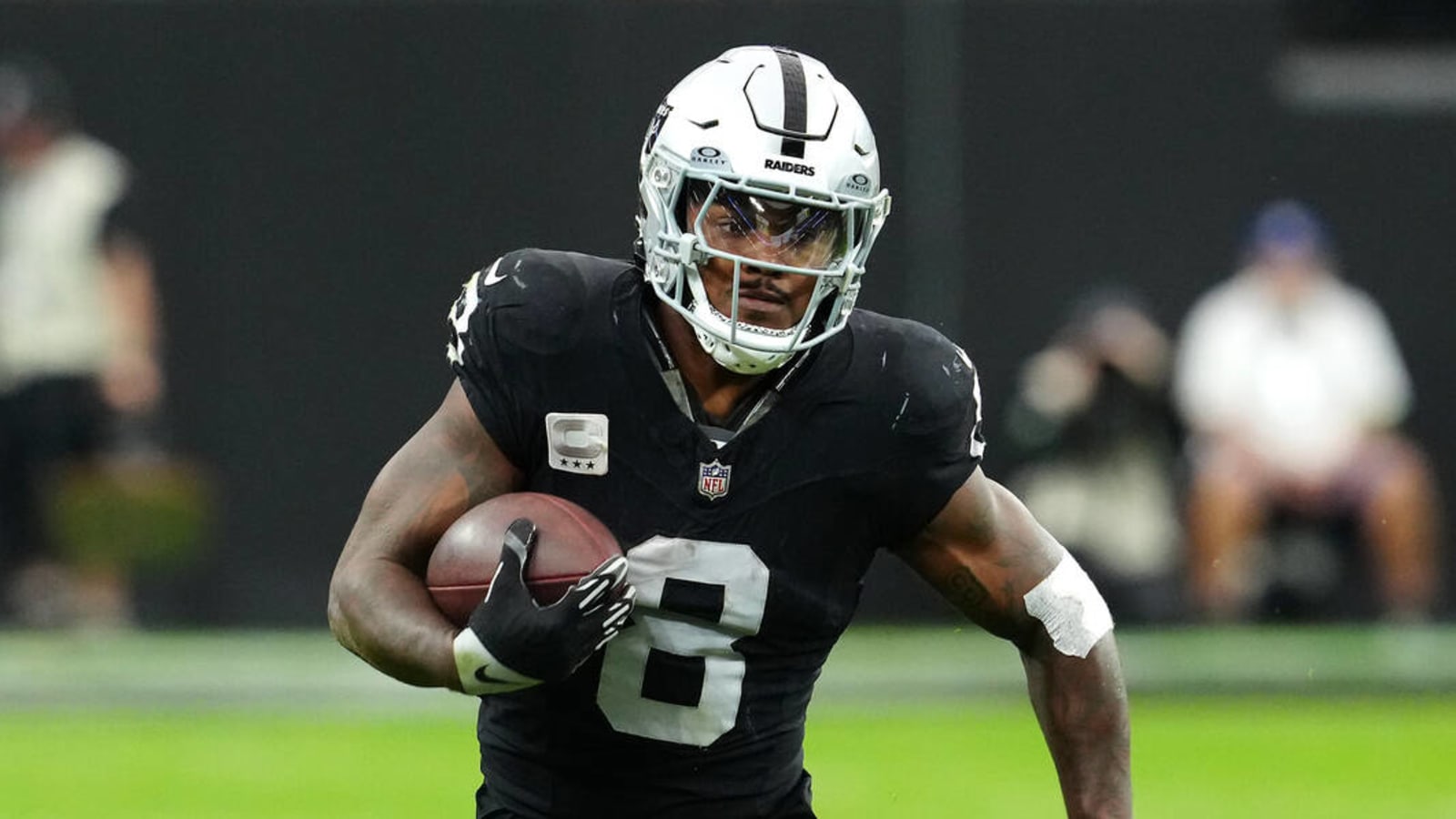 Raiders star calls out NFL over big fine