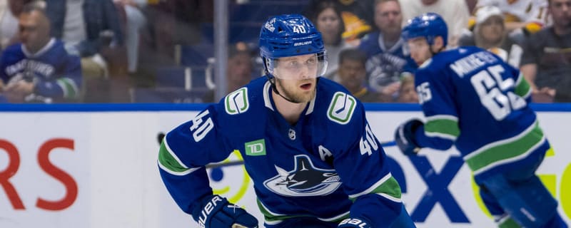 Should the Canucks pair Jonathan Lekkerimäki with Elias Pettersson in Game 5?