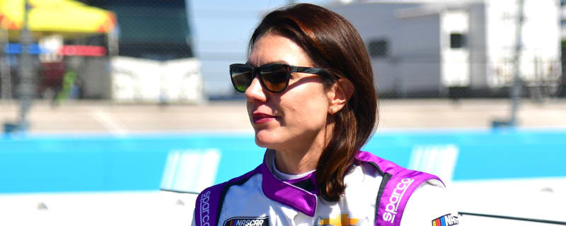 Katherine Legge finishes 30th in NASCAR Cup Series debut
