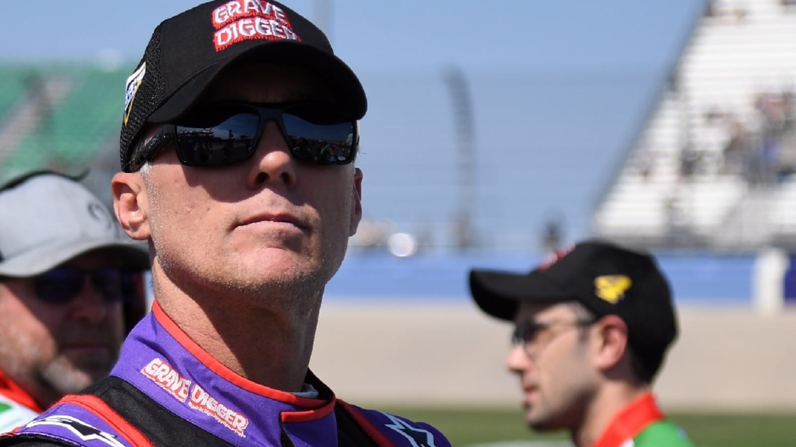 Kevin Harvick weighs in on green-white-checkered finish or going back to three attempts after Atlanta drama